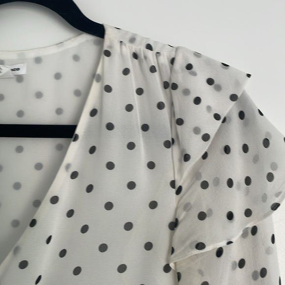 100% silk blouse, Club Monaco | extra small - Picture 5 of 5